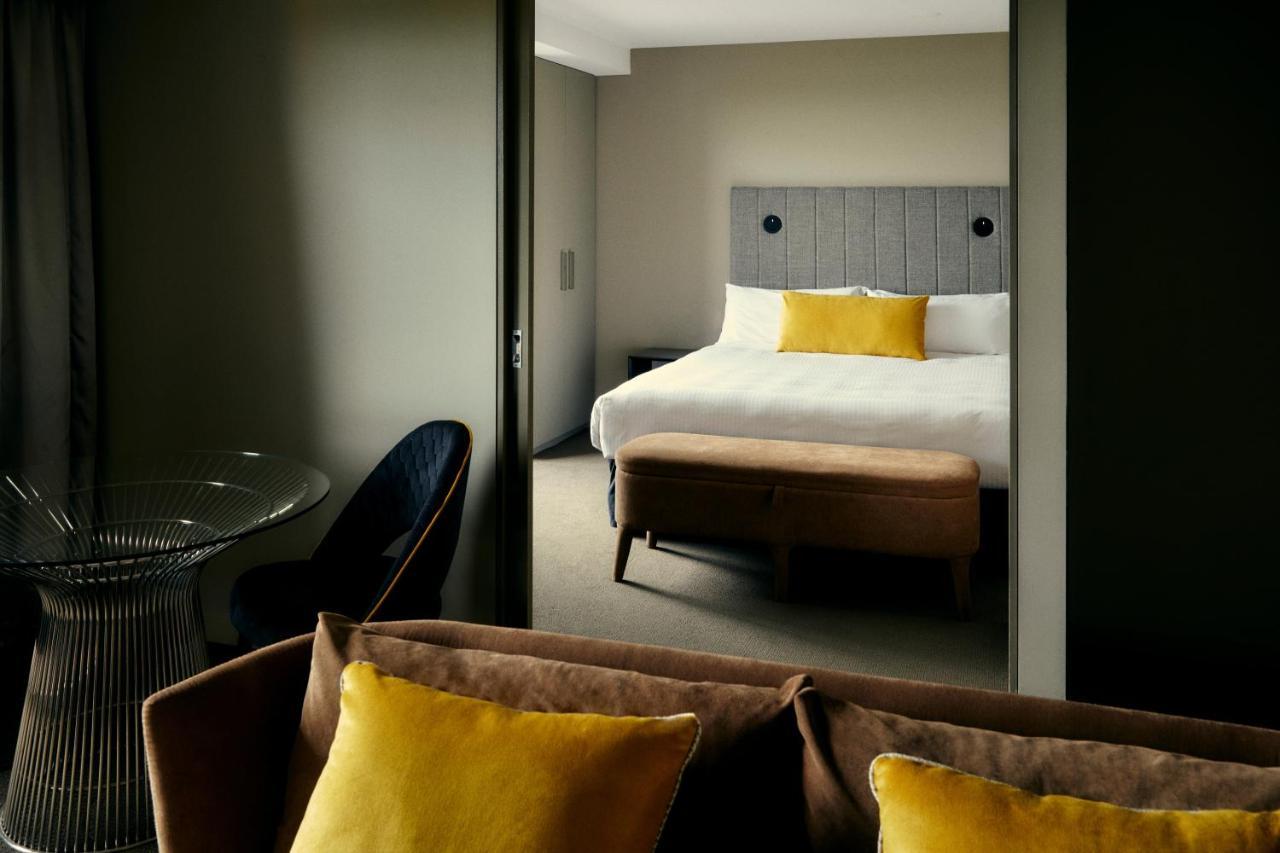 Hotel The Kinson à Ville de Ville de Melbourne Extérieur photo A suite at the hotel